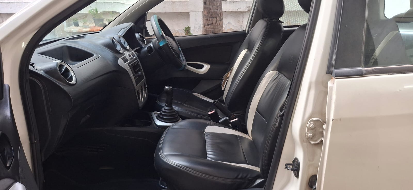Ford Figo(2010-2012) Duratec Petrol Zxi 1.2